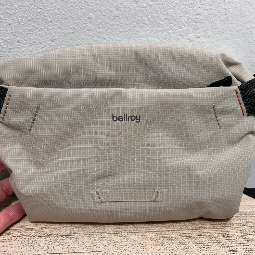 Bellroy Lite Sling Mini